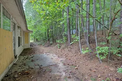 4425 Chestnut Lake Avenue, Lithonia, GA 30038 - Photo 29