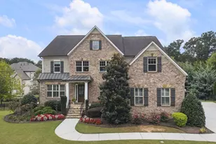 621 Mabry Rd, Sandy Springs, GA 30328 - Photo 1