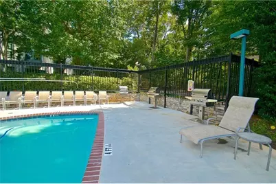 2870 Pharr Court South NW #305, Atlanta, GA 30305 - Photo 31