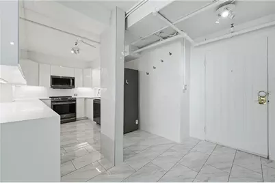 2870 Pharr Court South NW #305, Atlanta, GA 30305 - Photo 3