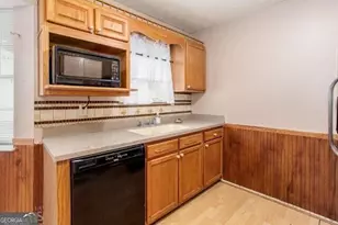 602 Pine Tree Trail, Atlanta, GA 30349 - Photo 9