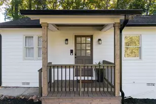 881 Brighton Dr, Lawrenceville, GA 30043 - Photo 3