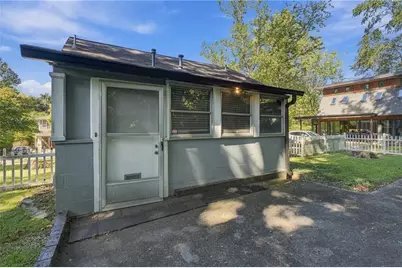 425 Leonardo Avenue NE, Atlanta, GA 30307 - Photo 35