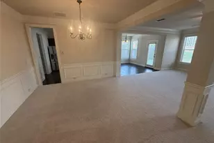 5085 Breezewood Cir, Alpharetta, GA 30004 - Photo 9