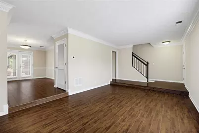 9158 Carroll Manor Drive, Sandy Springs, GA 30350 - Photo 7