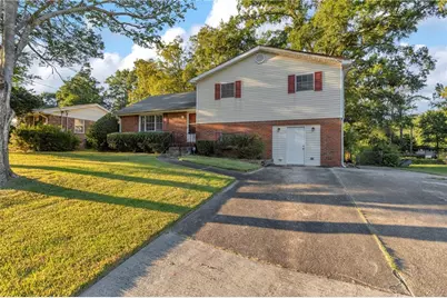 840 Sherwood Drive, Jonesboro, GA 30236 - Photo 3