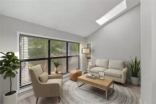 8740 Roswell Rd, Sandy Springs, GA 30350 - Photo 15