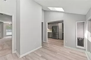 8740 Roswell Rd, Sandy Springs, GA 30350 - Photo 17