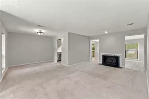 8740 Roswell Rd, Sandy Springs, GA 30350 - Photo 5