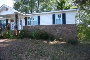 263 New St, Buford, GA 30518 - Photo 1