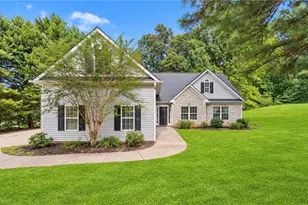 125 Liberty Dr, Jefferson, GA 30549 - Photo 1