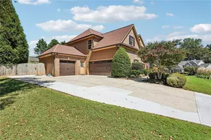 337 Meadowcrest Cir, Canton, GA 30115 - Photo 5