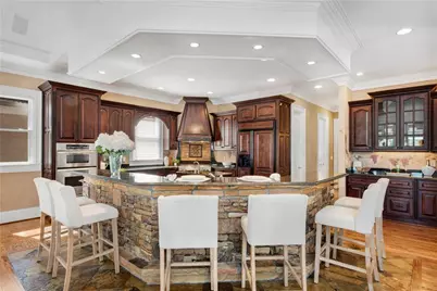 6400 Lakeview Drive, Buford, GA 30518 - Photo 13