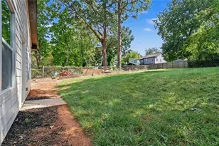 1600 Rogers Ave SW, Atlanta, GA 30310 - Photo 13