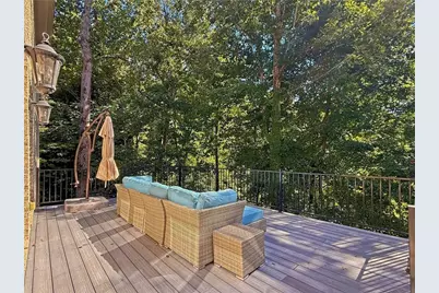 7750 Marsh Court NW, Sandy Springs, GA 30328 - Photo 17