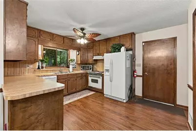 1455 Sumter Drive SW, Marietta, GA 30064 - Photo 11