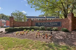 7810 St Charles Square, Roswell, GA 30075 - Photo 19