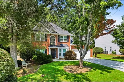 575 Kingsport Drive, Roswell, GA 30076 - Photo 1