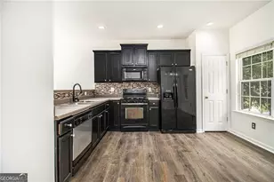 3612 Utoy Dr SW, Atlanta, GA 30331 - Photo 9