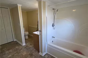 129 South St, Buford, GA 30518 - Photo 19