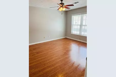 252 Mill Creek Pl, Roswell, GA 30076 - Photo 9
