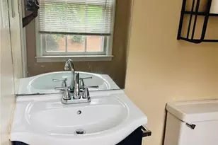 252 Mill Creek Pl, Roswell, GA 30076 - Photo 15