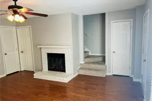 252 Mill Creek Pl, Roswell, GA 30076 - Photo 5
