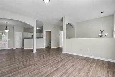 4102 Robin Circle, Atlanta, GA 30349 - Photo 3