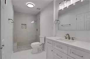 122 Tuxworth Cir, Decatur, GA 30033 - Photo 15
