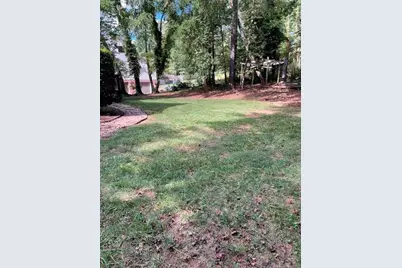 5160 Shadow Path Lane SW, Lilburn, GA 30047 - Photo 5