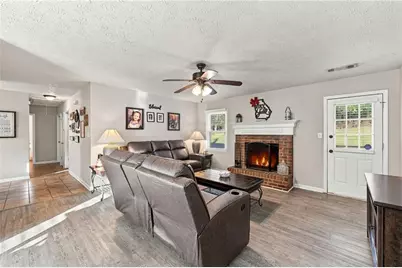2674 Highland Park Drive, Gainesville, GA 30506 - Photo 3
