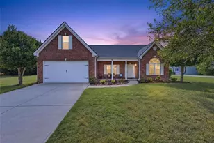 24 Feldspar Dr, Jefferson, GA 30549 - Photo 1