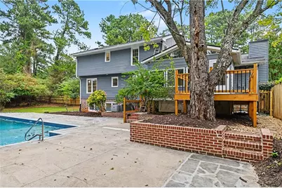 1498 Meadowcreek Court, Dunwoody, GA 30338 - Photo 17
