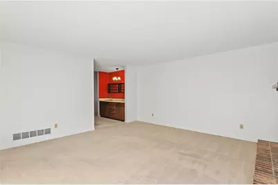 215 Leeward Lane, Roswell, GA 30076 - Photo 7