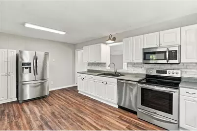 6003 Lake Lanier Heights Road, Buford, GA 30518 - Photo 11