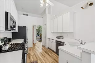 1190 Sunhill Dr, Lawrenceville, GA 30043 - Photo 7