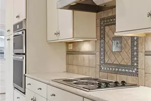 955 Vistavia Cir, Decatur, GA 30033 - Photo 9