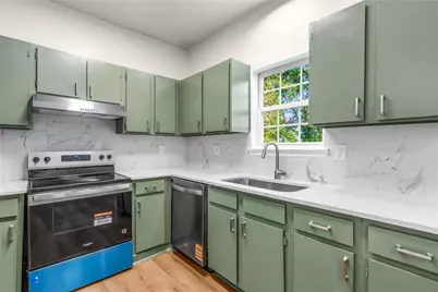 2351 Perry Boulevard NW #B, Atlanta, GA 30318 - Photo 9