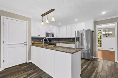2092 Plantation Road, Lawrenceville, GA 30044 - Photo 17