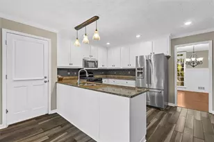 2092 Plantation Rd, Lawrenceville, GA 30044 - Photo 17