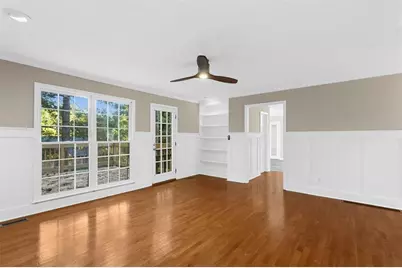 2092 Plantation Road, Lawrenceville, GA 30044 - Photo 25