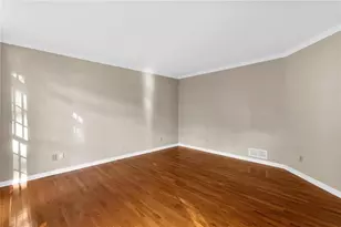 2092 Plantation Rd, Lawrenceville, GA 30044 - Photo 7