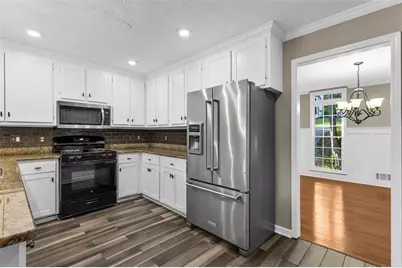 2092 Plantation Road, Lawrenceville, GA 30044 - Photo 15