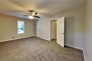 265 Castleair Dr NE, Kennesaw, GA 30144 - Photo 7