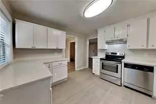 265 Castleair Dr NE, Kennesaw, GA 30144 - Photo 5