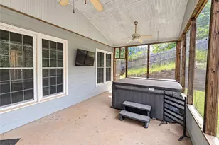 1064 Bellaire Ct, Lawrenceville, GA 30043 - Photo 15