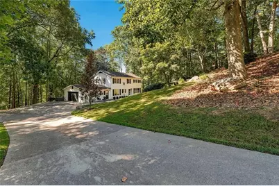 731 Longview Drive, Canton, GA 30114 - Photo 3