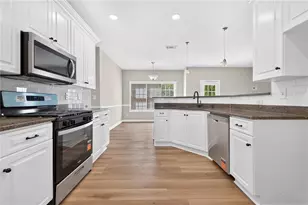1312 Woodland View Rd, Lawrenceville, GA 30043 - Photo 17
