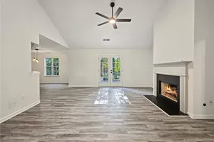 4887 Lake Park Ln, Acworth, GA 30101 - Photo 5