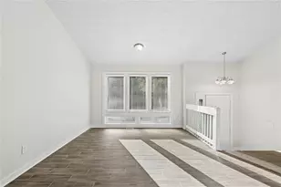 587 Farmbrook Trail NE, Kennesaw, GA 30144 - Photo 5
